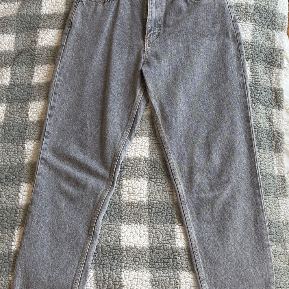 Zara Gray Straight Leg Jeans